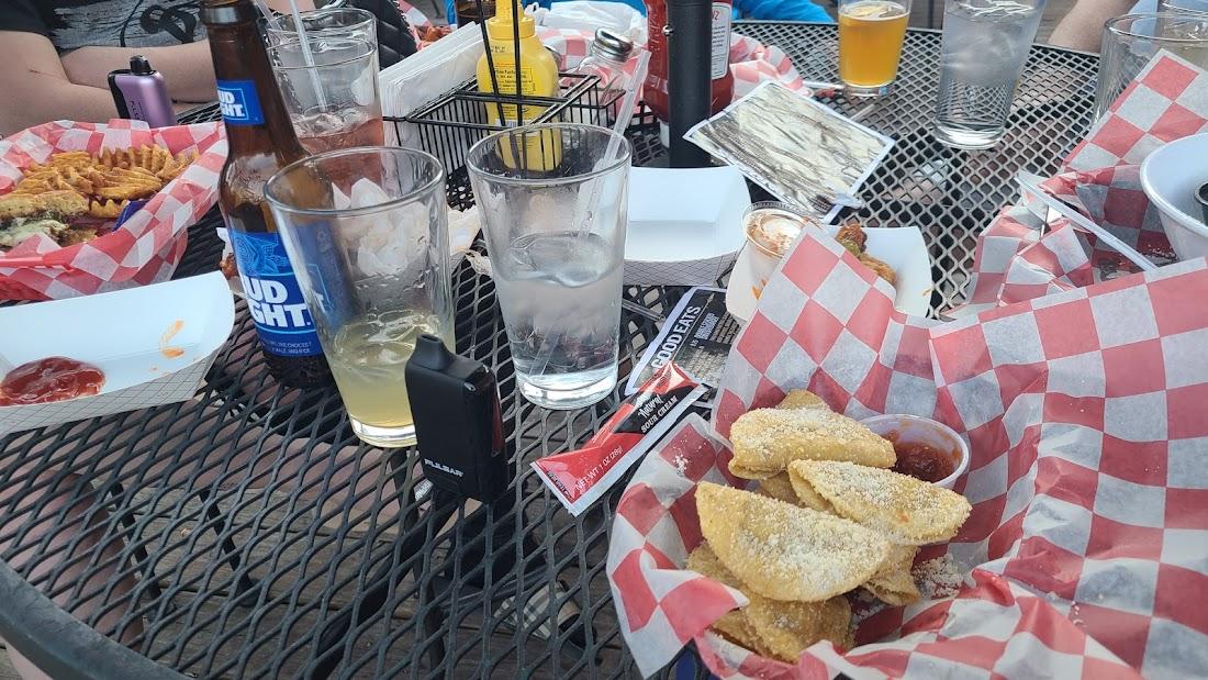 Hurricanes Bar & Grill Menu image 3