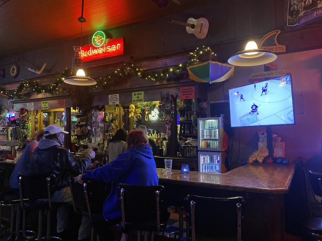 Hurricanes Bar & Grill Menu image 4